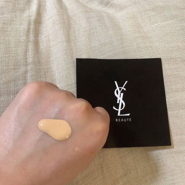 オールアワーズ リキッド/YVES SAINT LAURENT BEAUTE/リキッドファンデーションを使ったクチコミ（3枚目）