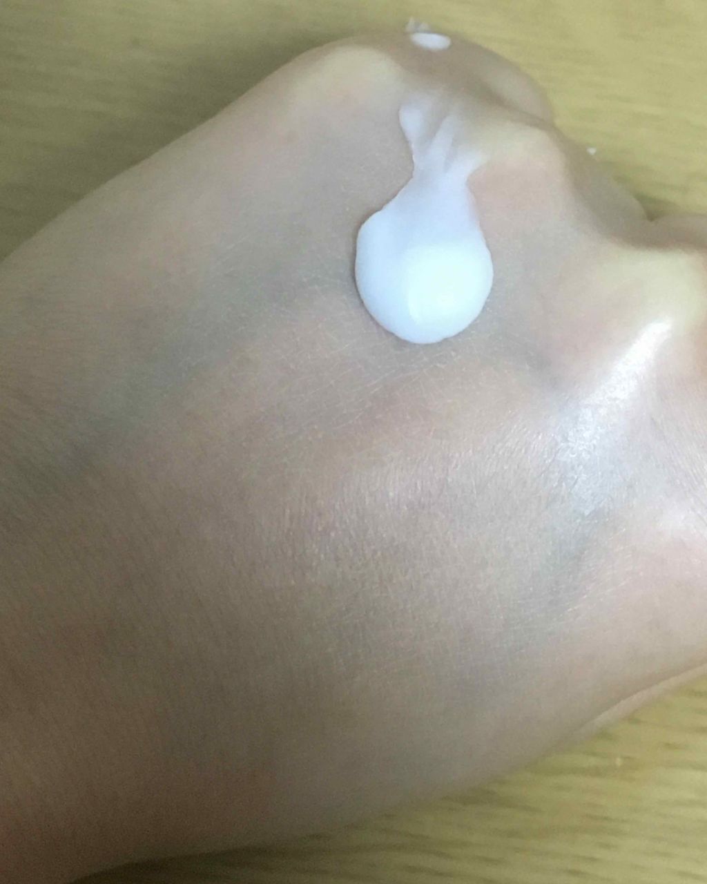 ジョンソンボディケア エクストラケア 高保湿 ハンドクリーム/ジョンソンボディケア/ハンドクリームを使ったクチコミ(3枚目)