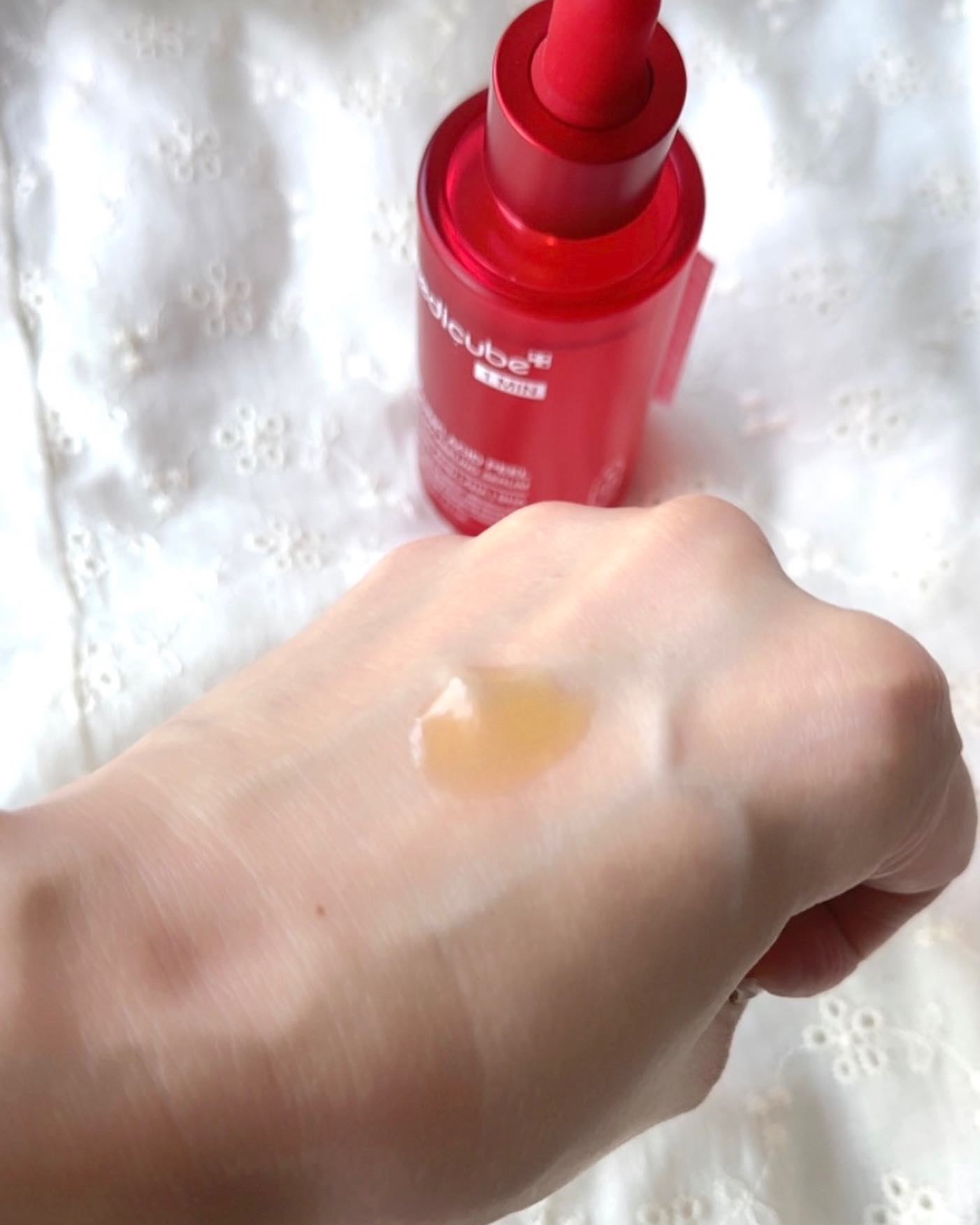 レッドアクネピーリングセラム/MEDICUBE/美容液を使ったクチコミ（2枚目）