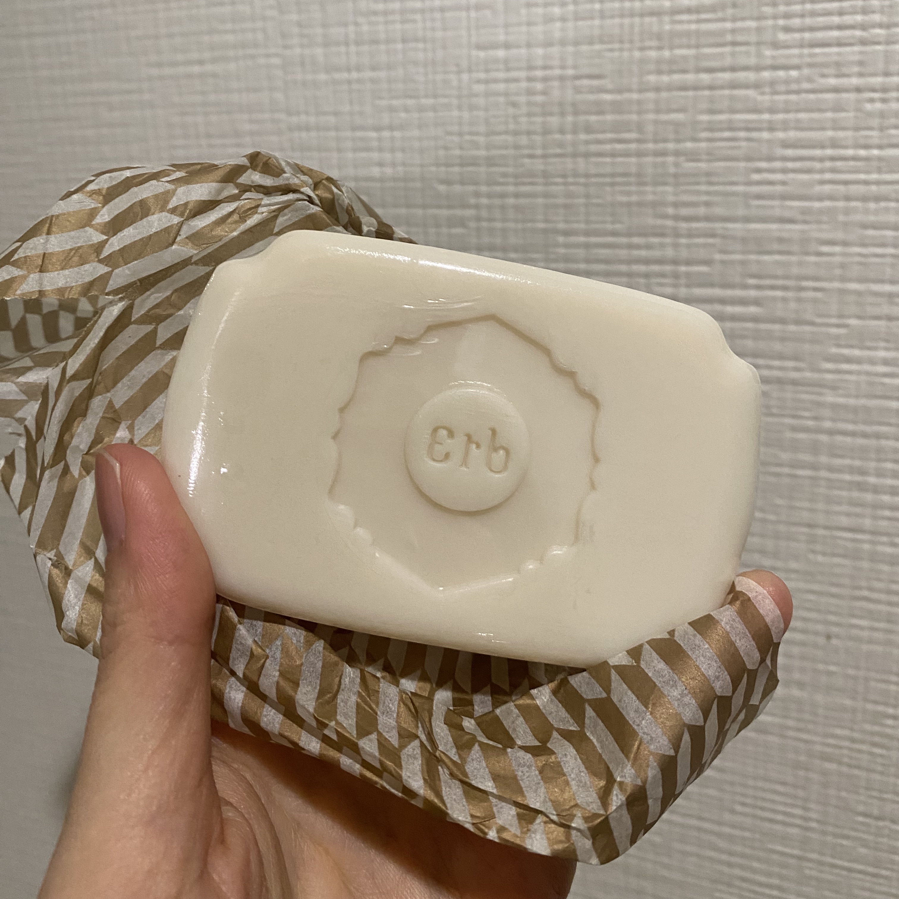 NATURAL BAR SOAP/erb(アーブ)/洗顔石鹸を使ったクチコミ（3枚目）