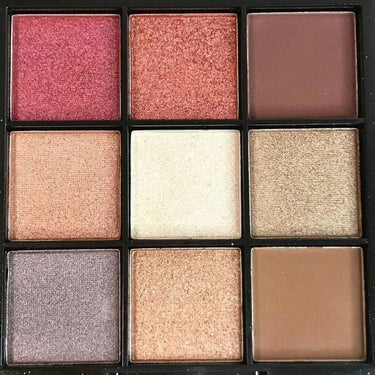 UR GLAM　BLOOMING EYE COLOR PALETTE/U R GLAM/パウダーアイシャドウを使ったクチコミ（3枚目）