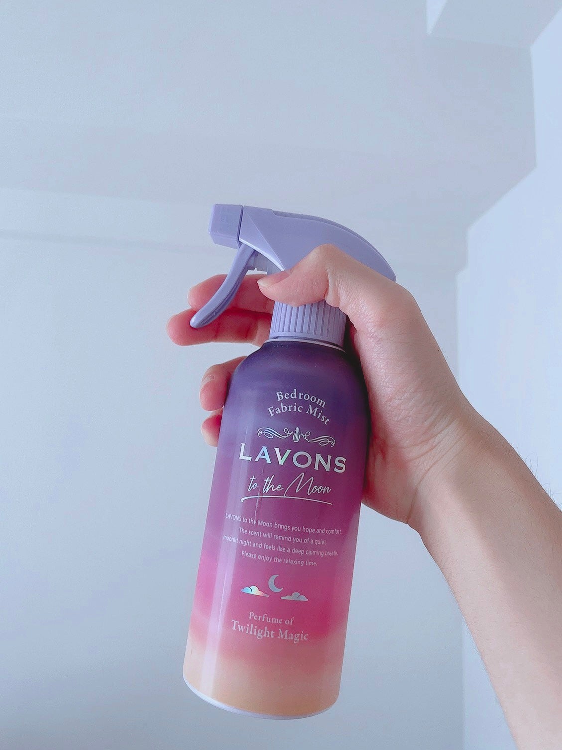 トゥザムーン ベッドルーム&ファブリックミスト トワイライトマジックの香り/ラボン/ファブリックミストを使ったクチコミ(3枚目)