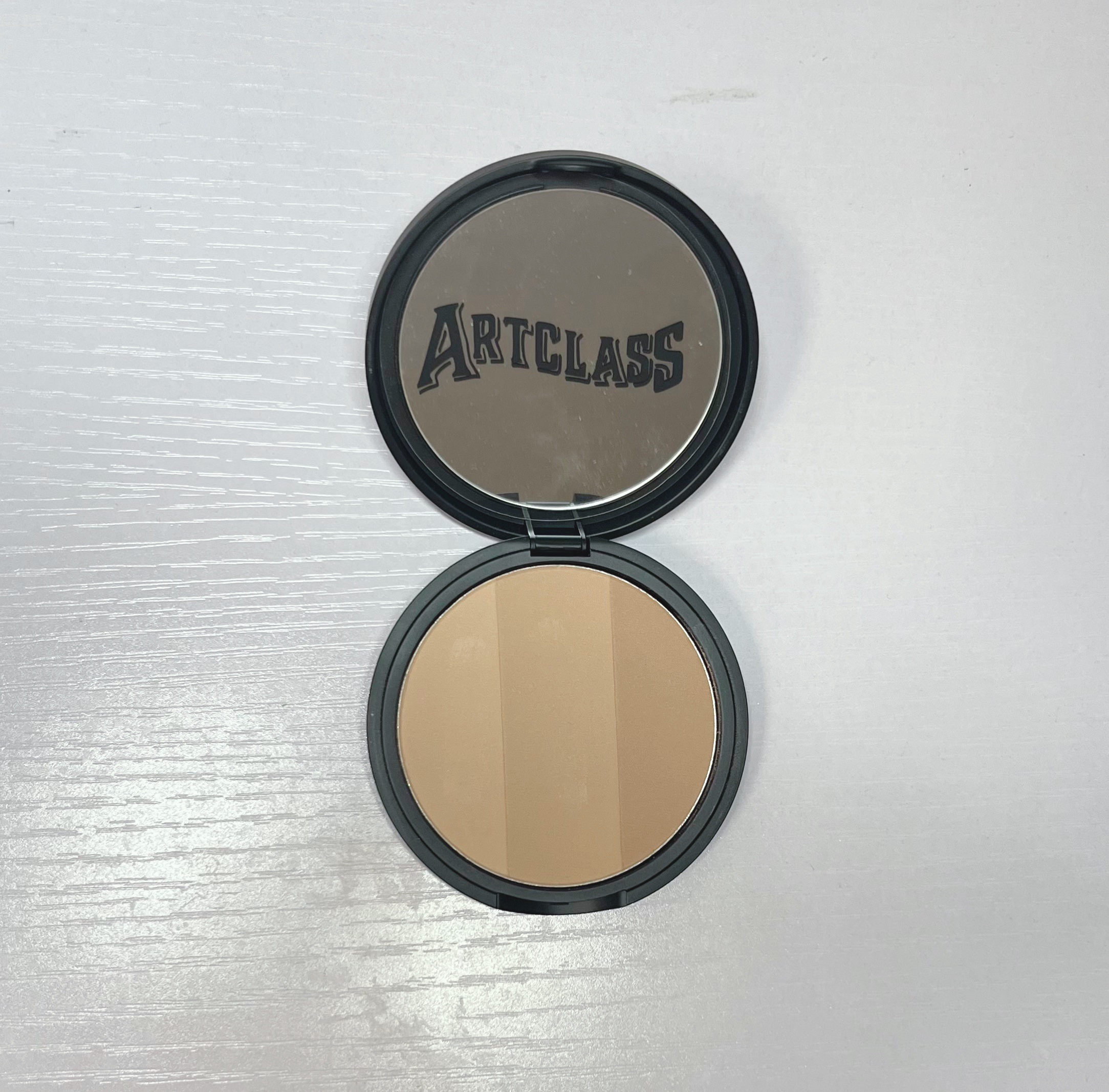 アートクラスバイロダン シェーディング/too cool for school/シェーディングを使ったクチコミ（3枚目）