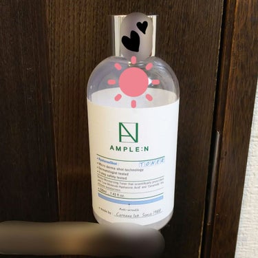 こんにちは☀️
今回は、化粧水を紹介します！
よろしくお願いします🐰

★AMPLE : N
HyaluronShot Toner 
220ml
前回のメガ割で購入したものです！
……………………………