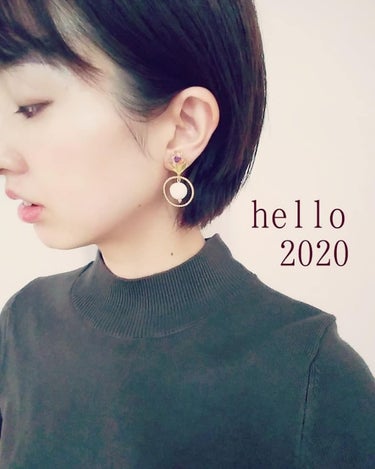 hana on LIPS 「ようこそ、2020年✨ショートヘア×揺れるイヤリングアクセサリ..」（1枚目）