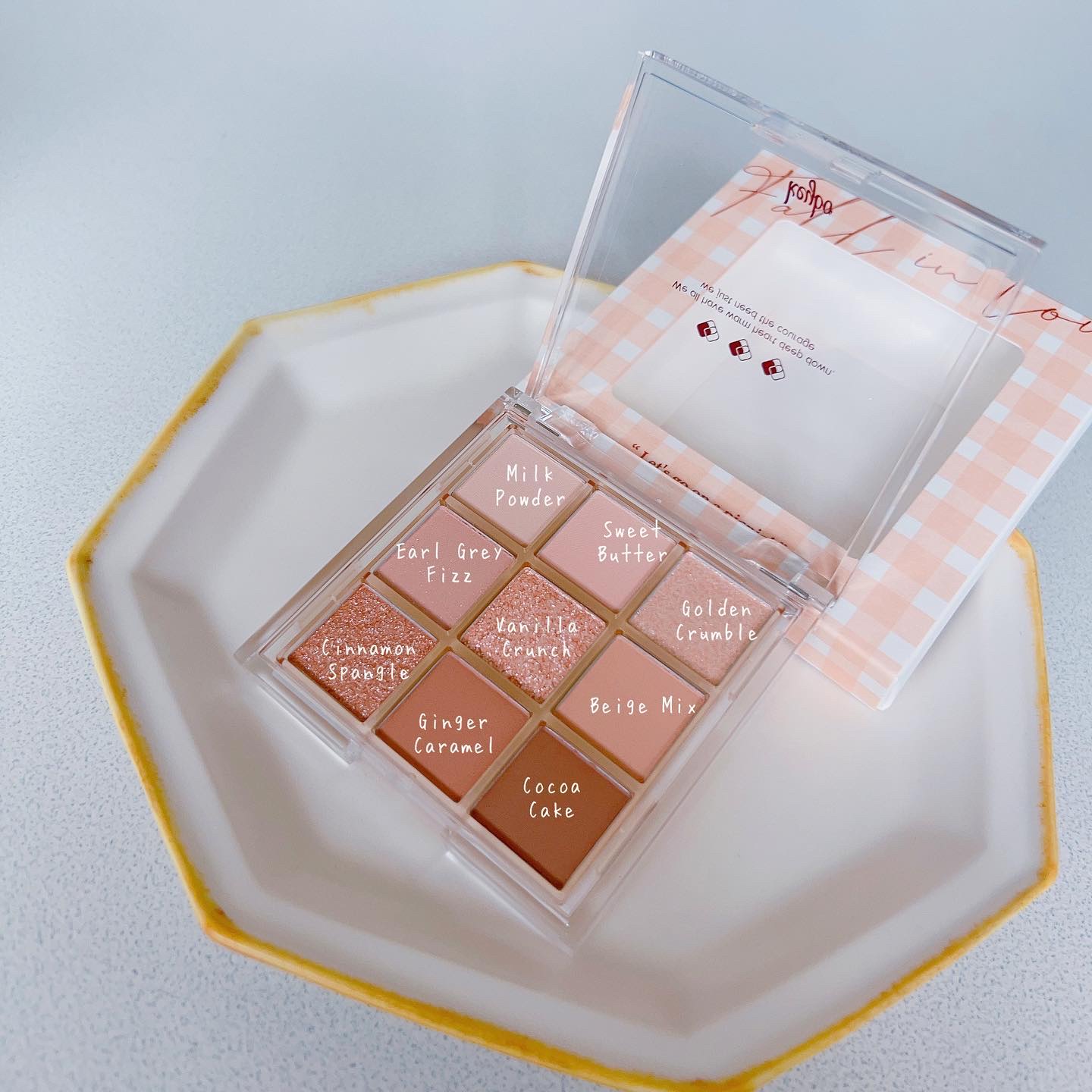 KEYBO FALL IN LOVE SHADOW PALETTE/keybo/アイシャドウパレットを使ったクチコミ（2枚目）