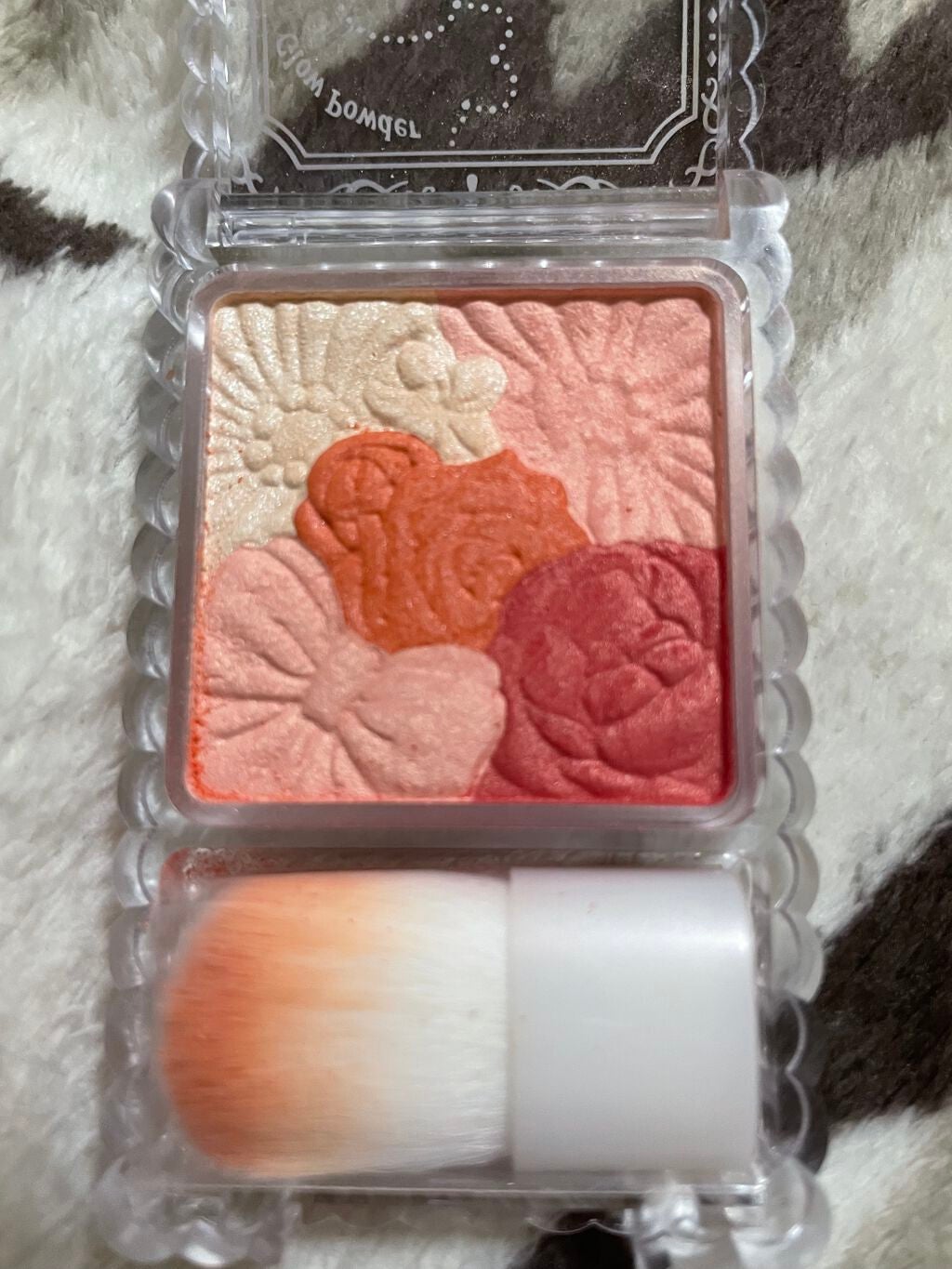 グロウフルールチークス/キャンメイク/パウダーチークを使ったクチコミ(2枚目)