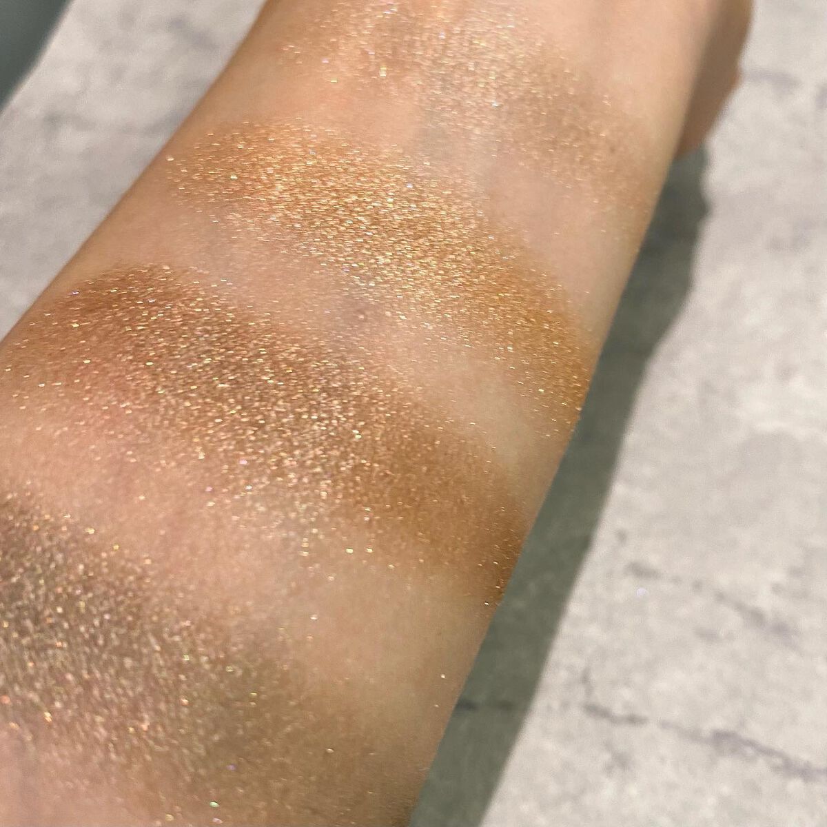 シルキースフレアイズ/キャンメイク/アイシャドウパレットを使ったクチコミ(7枚目)