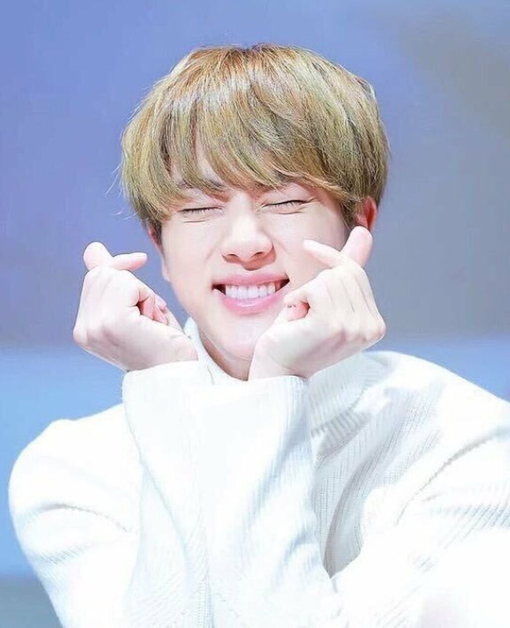 ⓤⓝⓞⓝ*☂︎*̣̩⋆̩☽°.* on LIPS 「BTSの愛用!?リップ編☆…☆…☆…☆…☆…☆…☆…☆…☆…☆..」(3枚目)