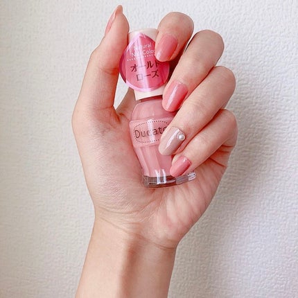 カラフルネイルズ/キャンメイク/マニキュアを使ったクチコミ(1枚目)