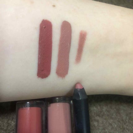 マット リキッド リップスティック/Kylie Cosmetics/口紅を使ったクチコミ(2枚目)