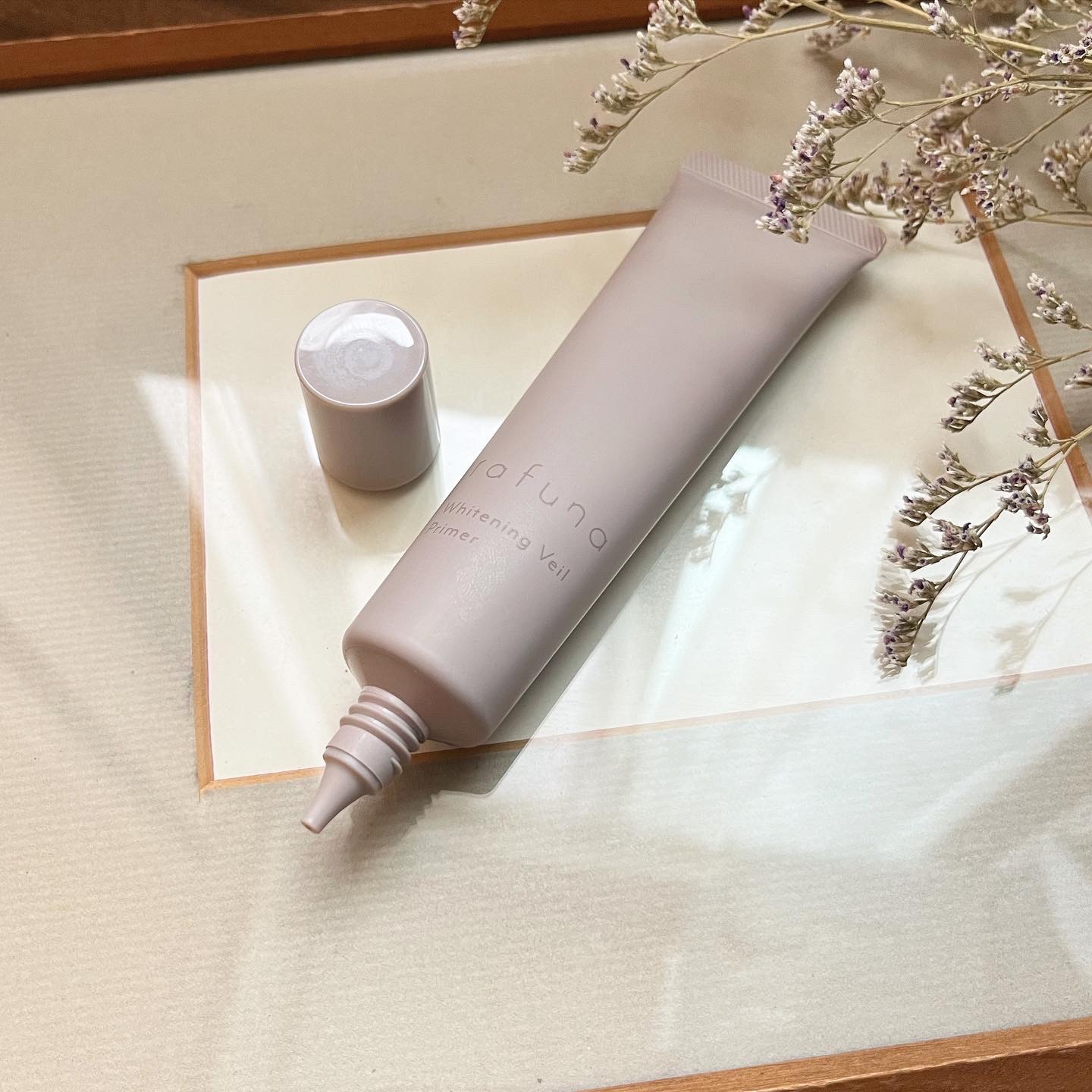 ホワイトニングヴェールプライマー/rafuna/化粧下地を使ったクチコミ（3枚目）