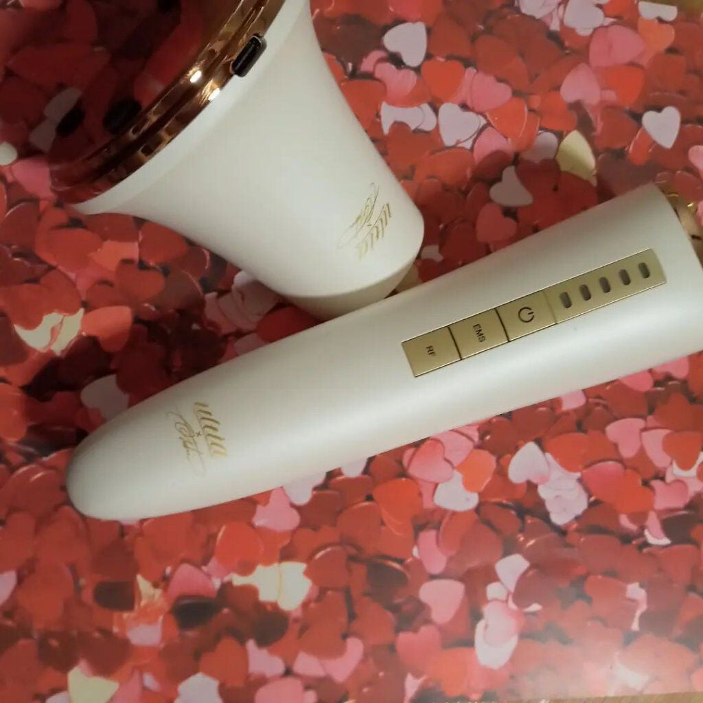 たまごちゃんLipsパートナー on LIPS 「スキンケアしながら手軽に使える美顔器エミナリフトおうち美容にぴ..」(3枚目)