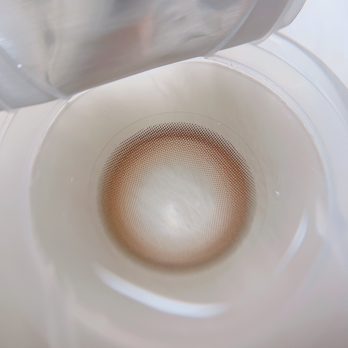 chiffon chiffon brown/meilly/ワンデー（１DAY）カラコンを使ったクチコミ（3枚目）