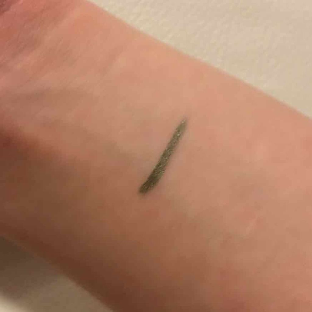 カラーインパクト リキッドライナー/Visée/リキッドアイライナーを使ったクチコミ(2枚目)