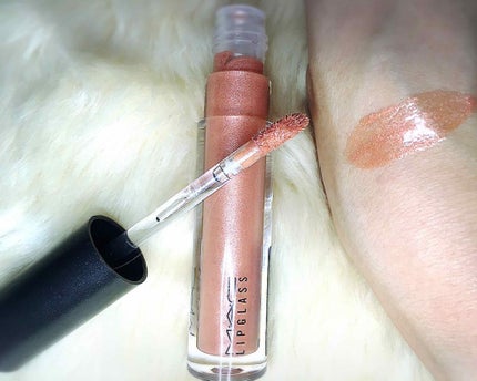 シャイニー プリティ シングス グッディ バッグ【ホリデーコレクション 2018】/M・A・C/メイクアップキットを使ったクチコミ(4枚目)