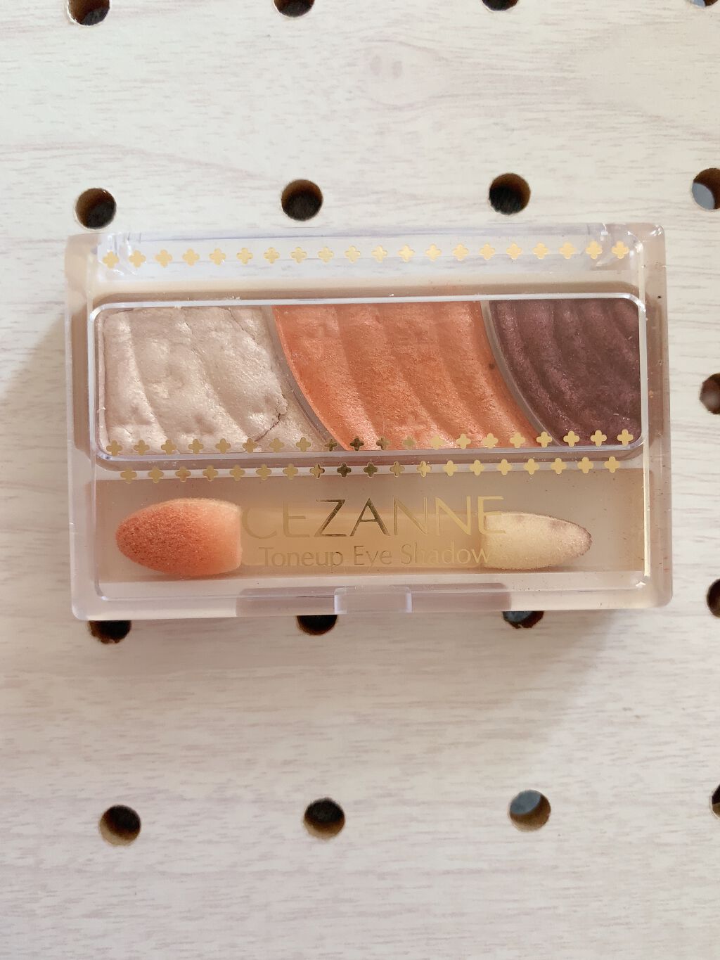 トーンアップアイシャドウ/CEZANNE/アイシャドウパレットを使ったクチコミ(2枚目)