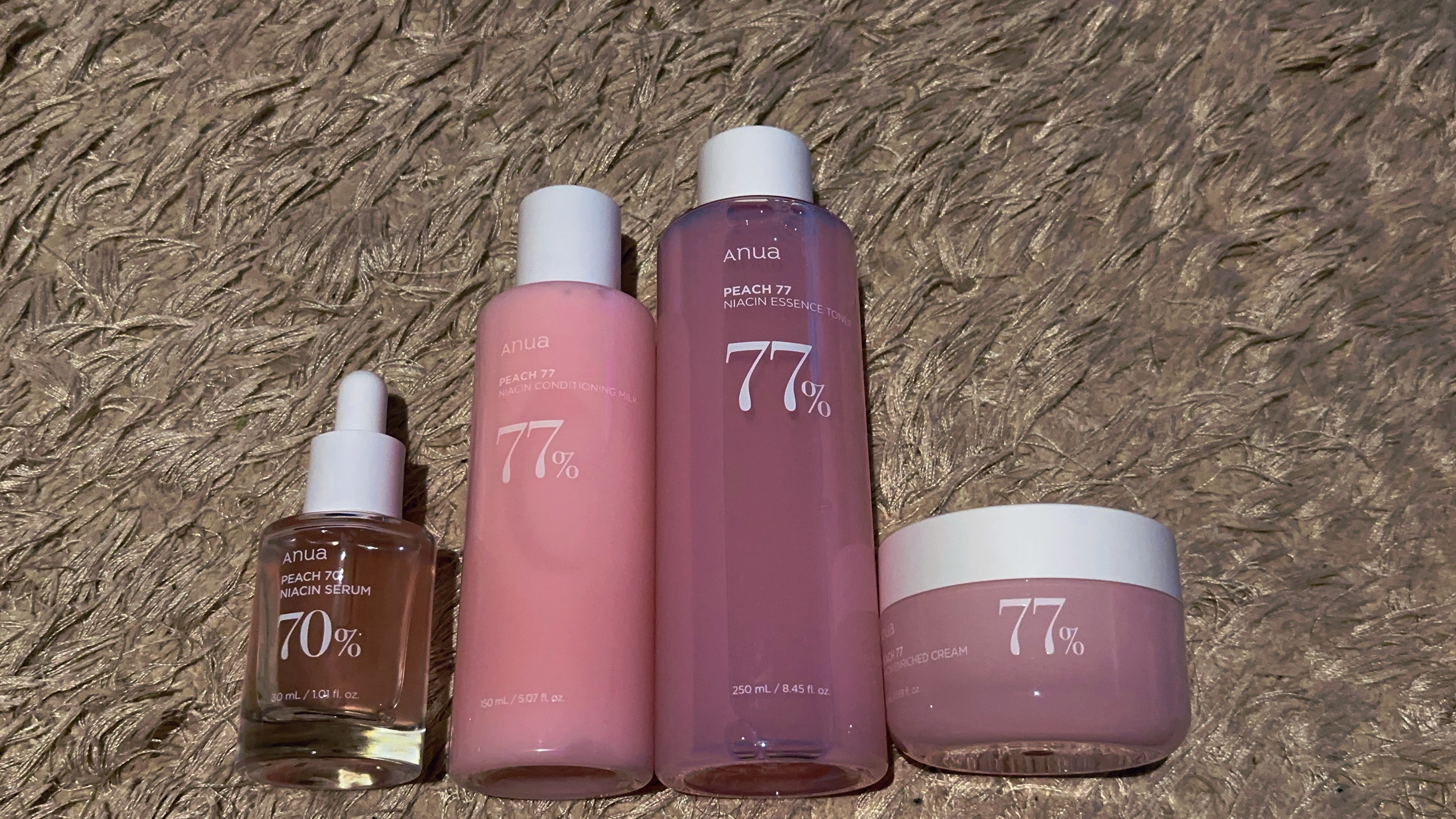 Anua 桃77%ナイアシンリッチモイスチャークリームのクチコミ「Anua 🍑シリーズ使い始めました


以前から美容液だけは使ってましたがセットで安くなってい.....」（1枚目）