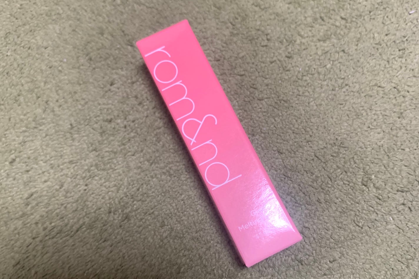 グラスティングメルティングバーム/rom&nd/リップバームを使ったクチコミ(4枚目)