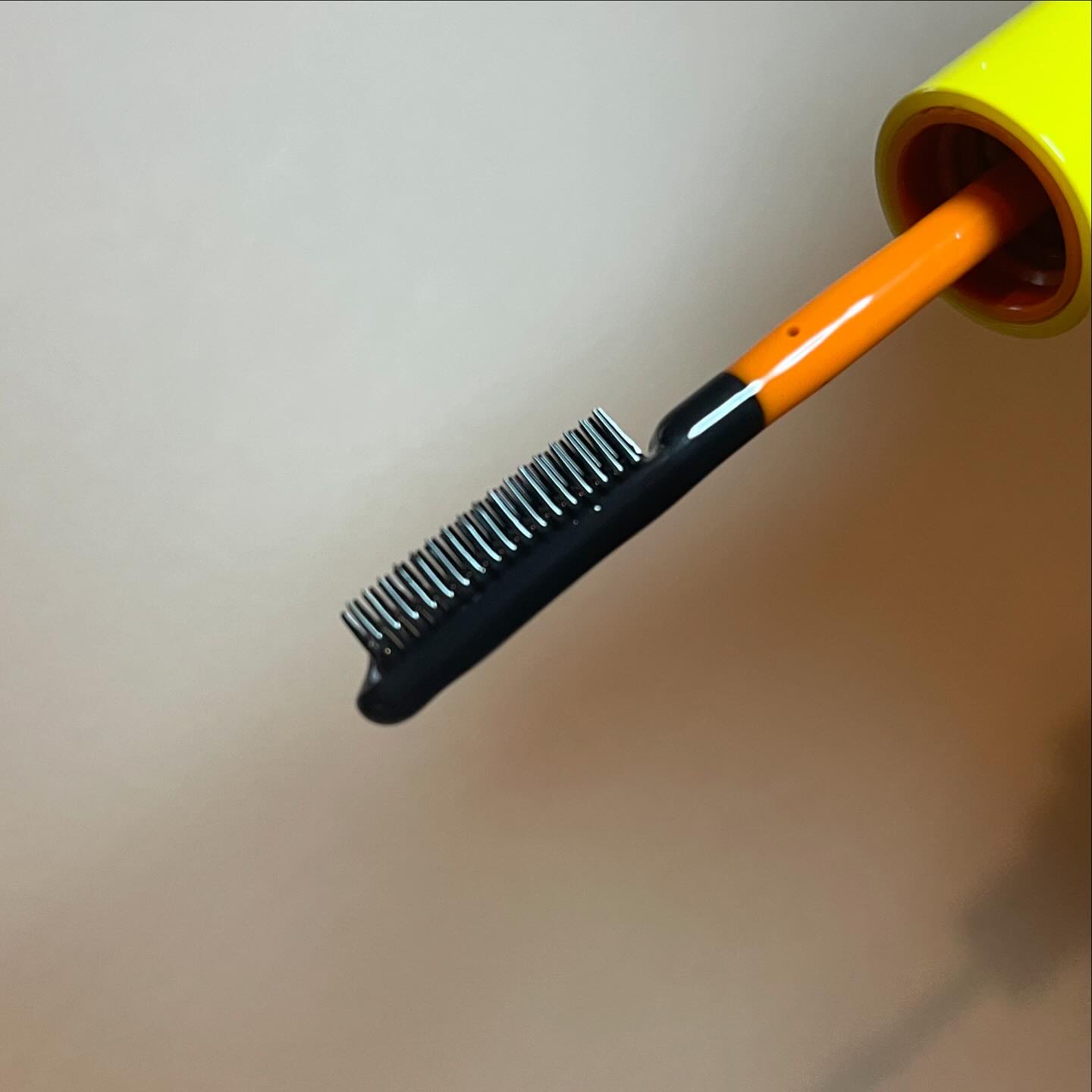 ハイプフィットヘアマスカラ/narka/その他スタイリングを使ったクチコミ（3枚目）