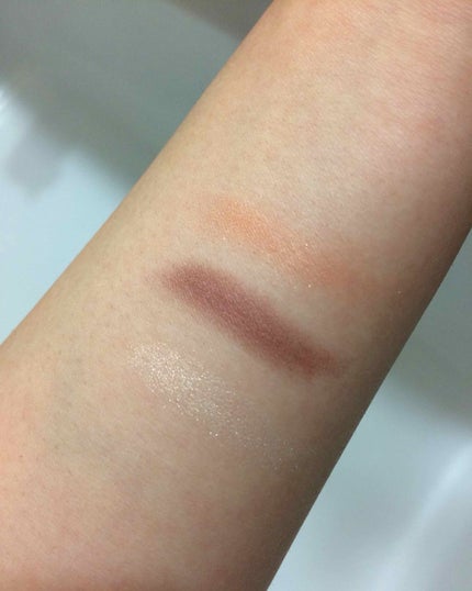 トーンアップアイシャドウ/CEZANNE/アイシャドウパレットを使ったクチコミ(3枚目)