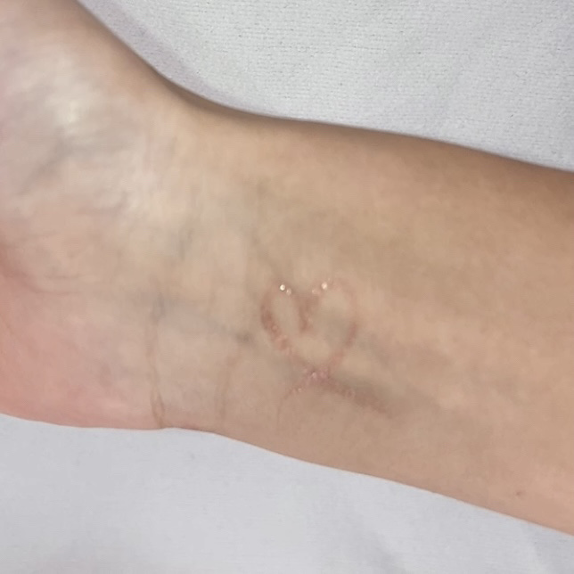 プライムリキッドアイライナー リッチジュエル 06 シェリーピンク/ヒロインメイク/リキッドアイライナーを使ったクチコミ（2枚目）