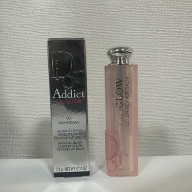 
✼••┈┈••✼••┈┈••✼••┈┈••✼••┈┈••✼

・Dior
   ディオール アディクト リップ グロウ 
   020 マホガニー

✼••┈┈••✼••┈┈••✼••┈┈••✼••┈