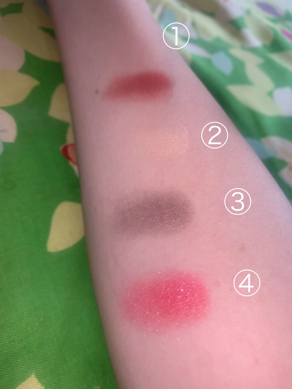 ローズウッドデイドリーム 4アイズ /RMK/アイシャドウパレットを使ったクチコミ(3枚目)