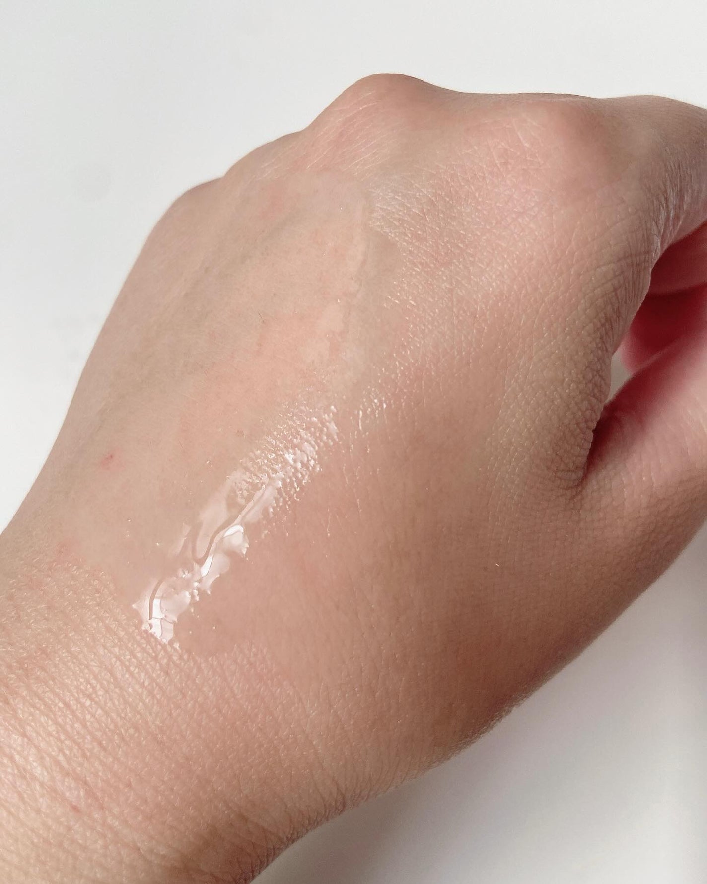 クレビス リ・ミーエッセンスジェルSW サンダルウッドの香り/clevis/美容液を使ったクチコミ(5枚目)