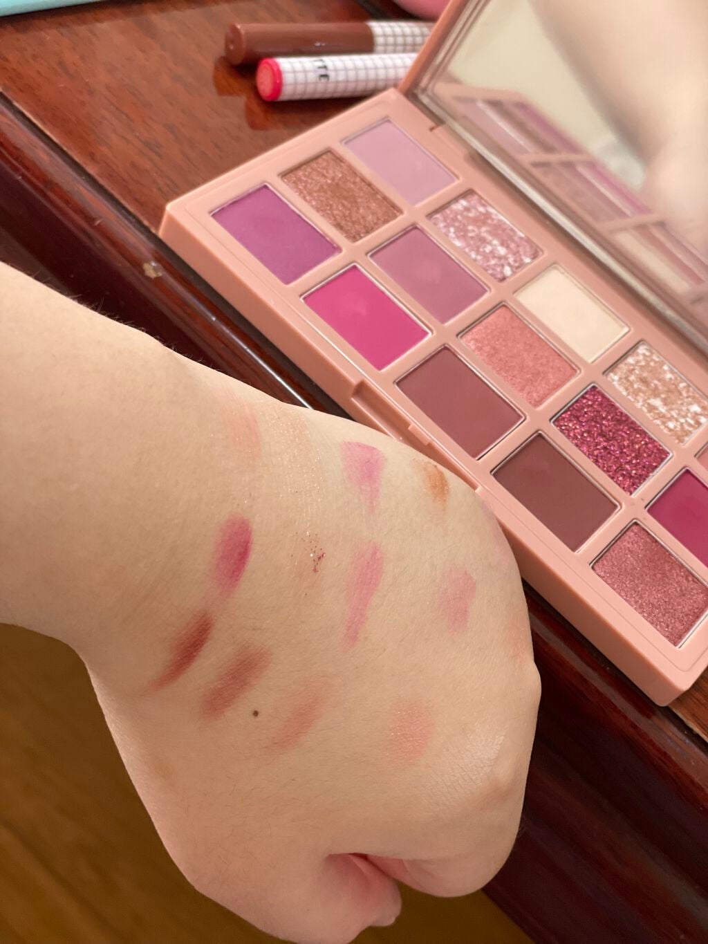 プレイカラーアイパレット ローズボム/ETUDE/アイシャドウパレットを使ったクチコミ(2枚目)