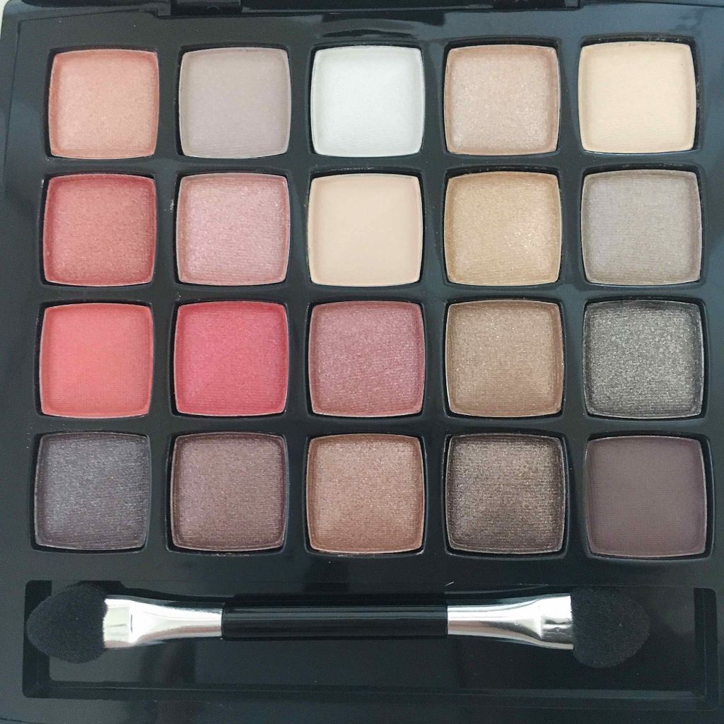 トゥエンティカラーズ/ディアローラ/アイシャドウパレットを使ったクチコミ（1枚目）