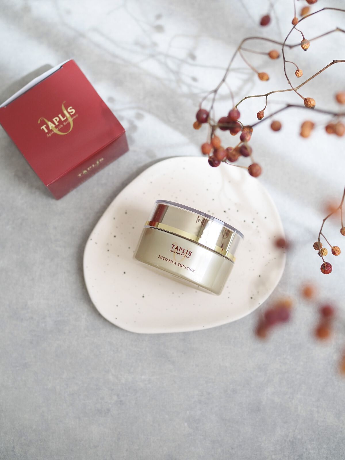  タプリス プエラフィカ エマルション/ドクターベルツ/フェイスクリームを使ったクチコミ（1枚目）