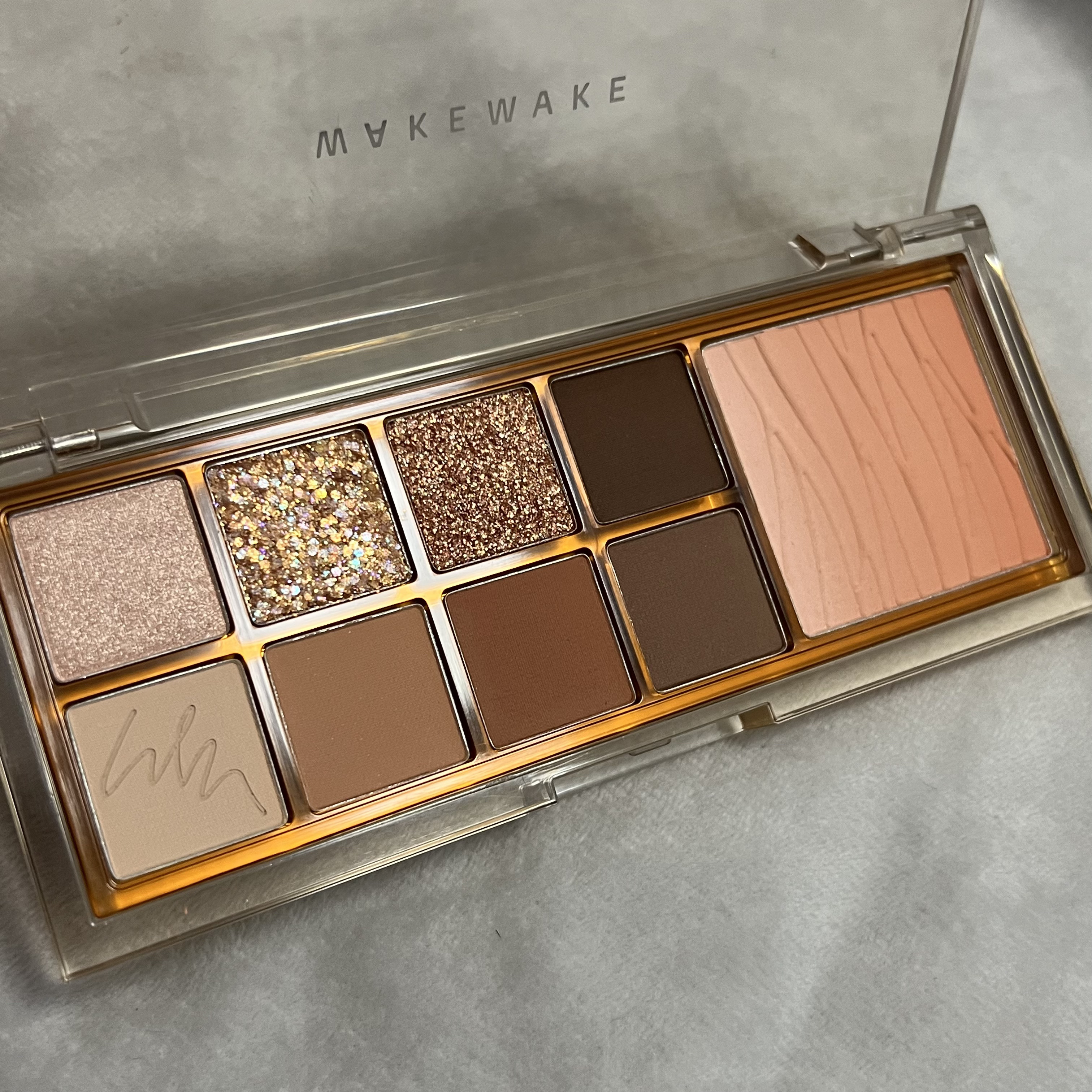 ミックスブラーリングアイパレット/wakemake/マルチパレットを使ったクチコミ（2枚目）