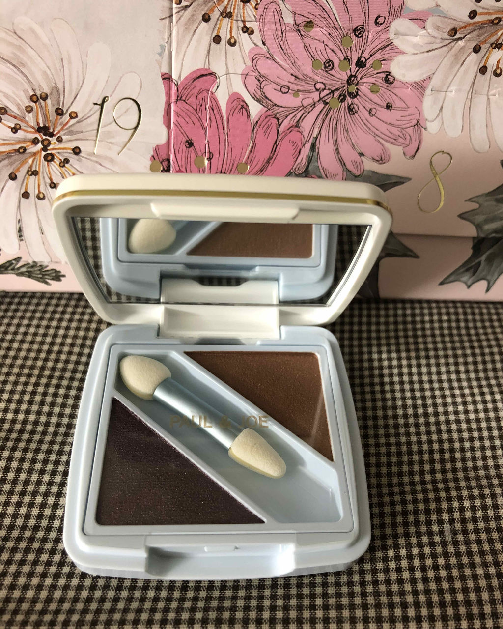 メイクアップコレクション 2019 クリーム アイカラー/PAUL & JOE BEAUTE/スキンケアキットを使ったクチコミ（2枚目）