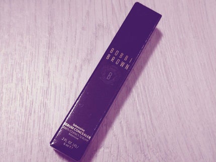 インテンシブ スキン セラム コンシーラー/BOBBI BROWN/リキッドコンシーラーを使ったクチコミ(1枚目)