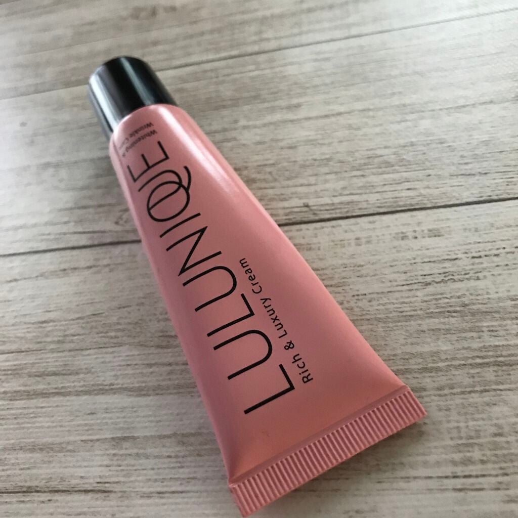 ルルニーク/RICH VISTA/ネック・デコルテケアを使ったクチコミ(1枚目)