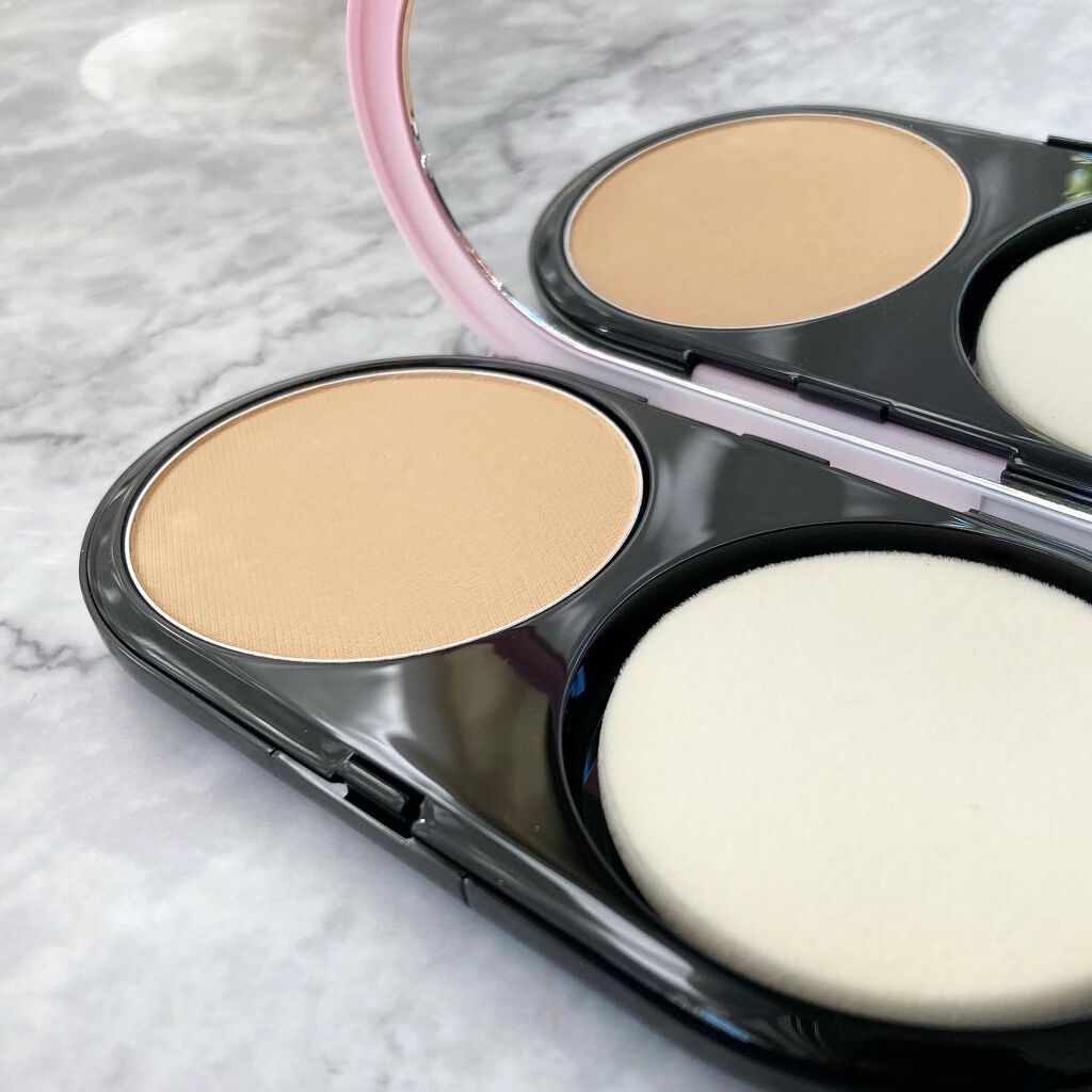 ライトフル Ｃ＋ティンティッド プライマーSPF45(PA++++)/M・A・C/化粧下地を使ったクチコミ（3枚目）