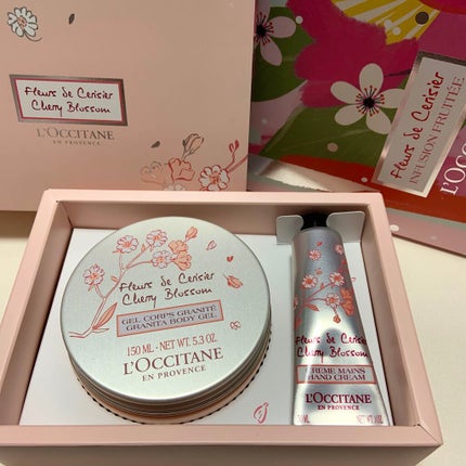 L'OCCITANE チェリーライム ボディミルクのクチコミ「L'OCCITANE
チェリーブロッサム ボディ&ハンドのセット
ボディクリームとハンドクリー.....」(3枚目)