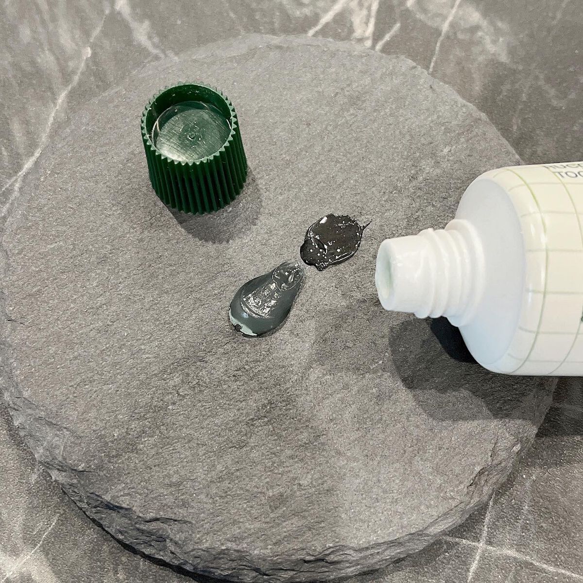 トゥースペースト/TOOSTY/歯磨き粉を使ったクチコミ（2枚目）