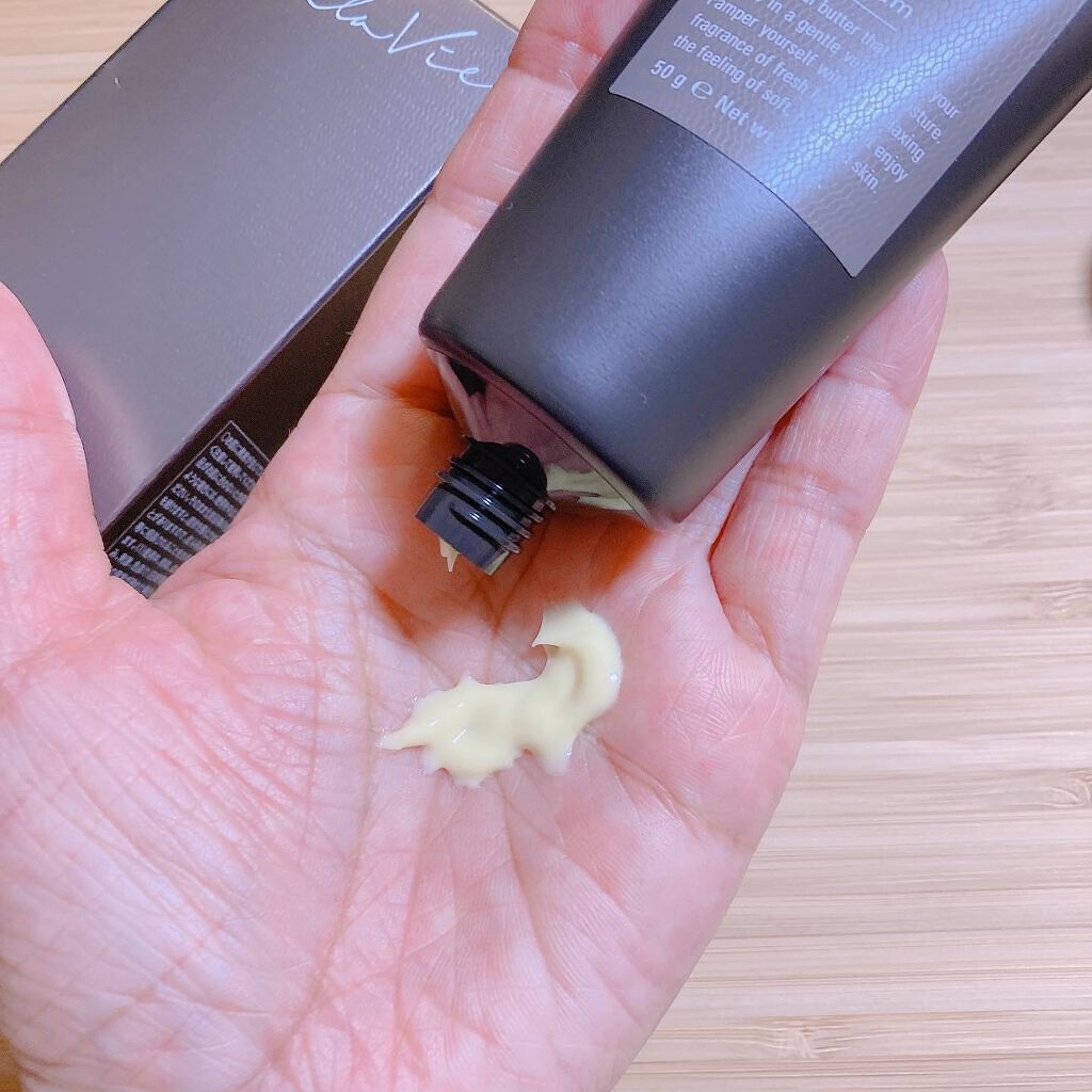 モイスチュアライジング ハンドクリーム/Lala Vie/ハンドクリームを使ったクチコミ（2枚目）