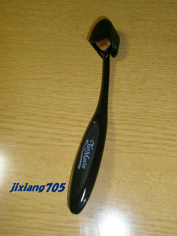 24 ファンデブラシOS/24h cosme/メイクブラシを使ったクチコミ（1枚目）