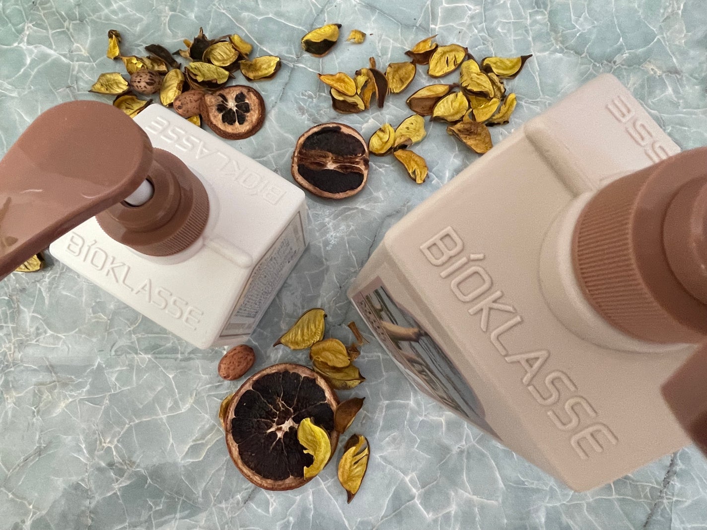 ã³ãã³ð on LIPS ããã«ã¯ããªããçä¹³ããã¯ã®ãããªåœ¢ãšå€§å®¹éã®ååšæã«ãºãã¥ãŒã³..ãïŒ2æç®ïŒ