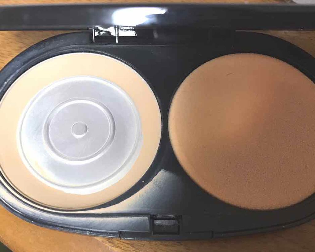 シルクウェットパウダー/セフィーヌ/パウダーファンデーションを使ったクチコミ（1枚目）