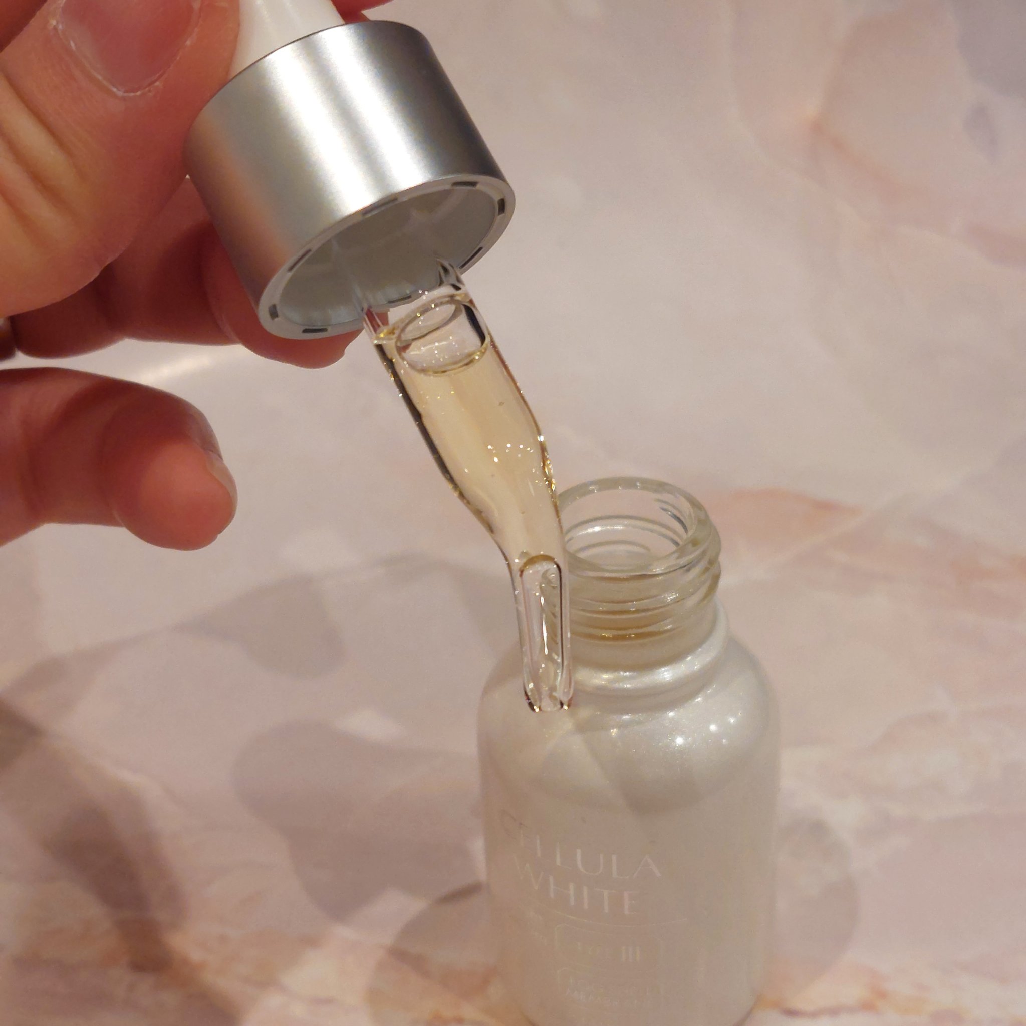 ホワイト ブライトセラム/CELLULA/美容液を使ったクチコミ（2枚目）