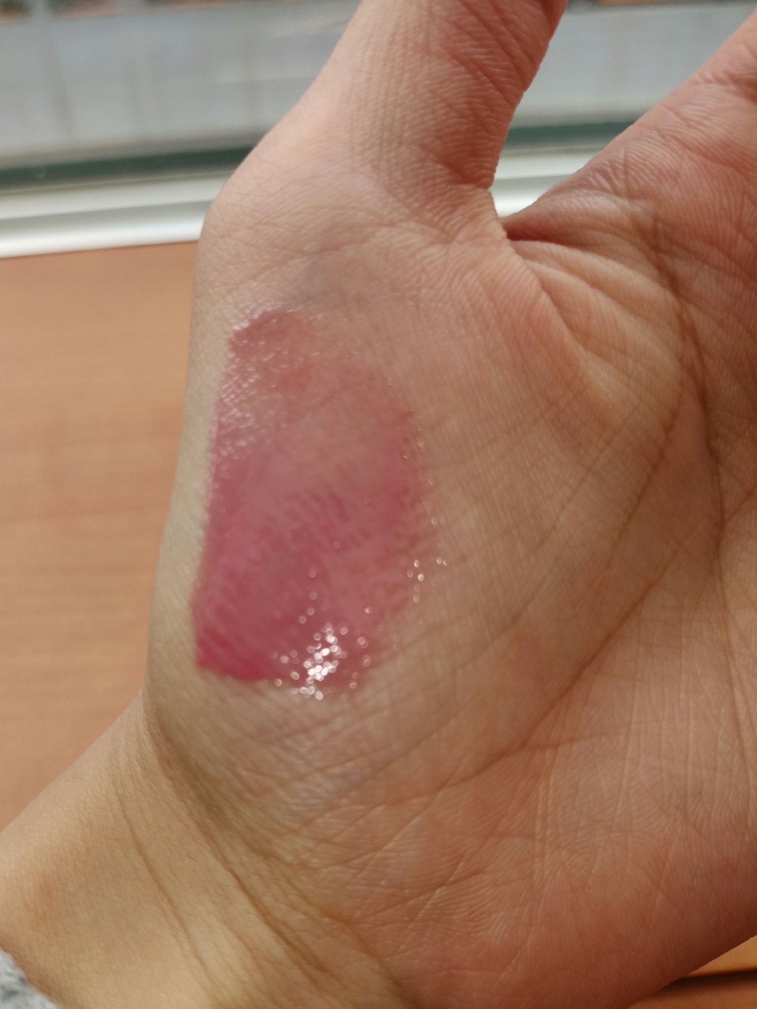 グラスティングカラーグロス/rom&nd/リップグロスを使ったクチコミ（3枚目）