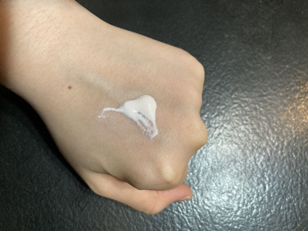 フィルタリングクリーム/DEWYCEL/日焼け止めクリームを使ったクチコミ（2枚目）