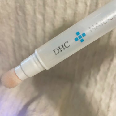 DHC ネイルケアセラムのクチコミ「使用してたネイルオイルを使い切ったので新しいネイルセラムを💅💗
塗りやすいようにハケタイプかロ.....」（3枚目）