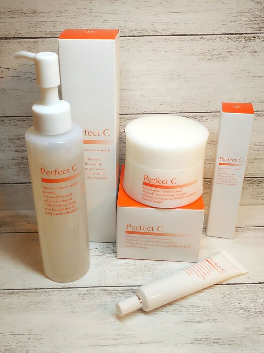 パーフェクトC オールインワンジェル/Perfect C/オールインワン化粧品を使ったクチコミ(4枚目)