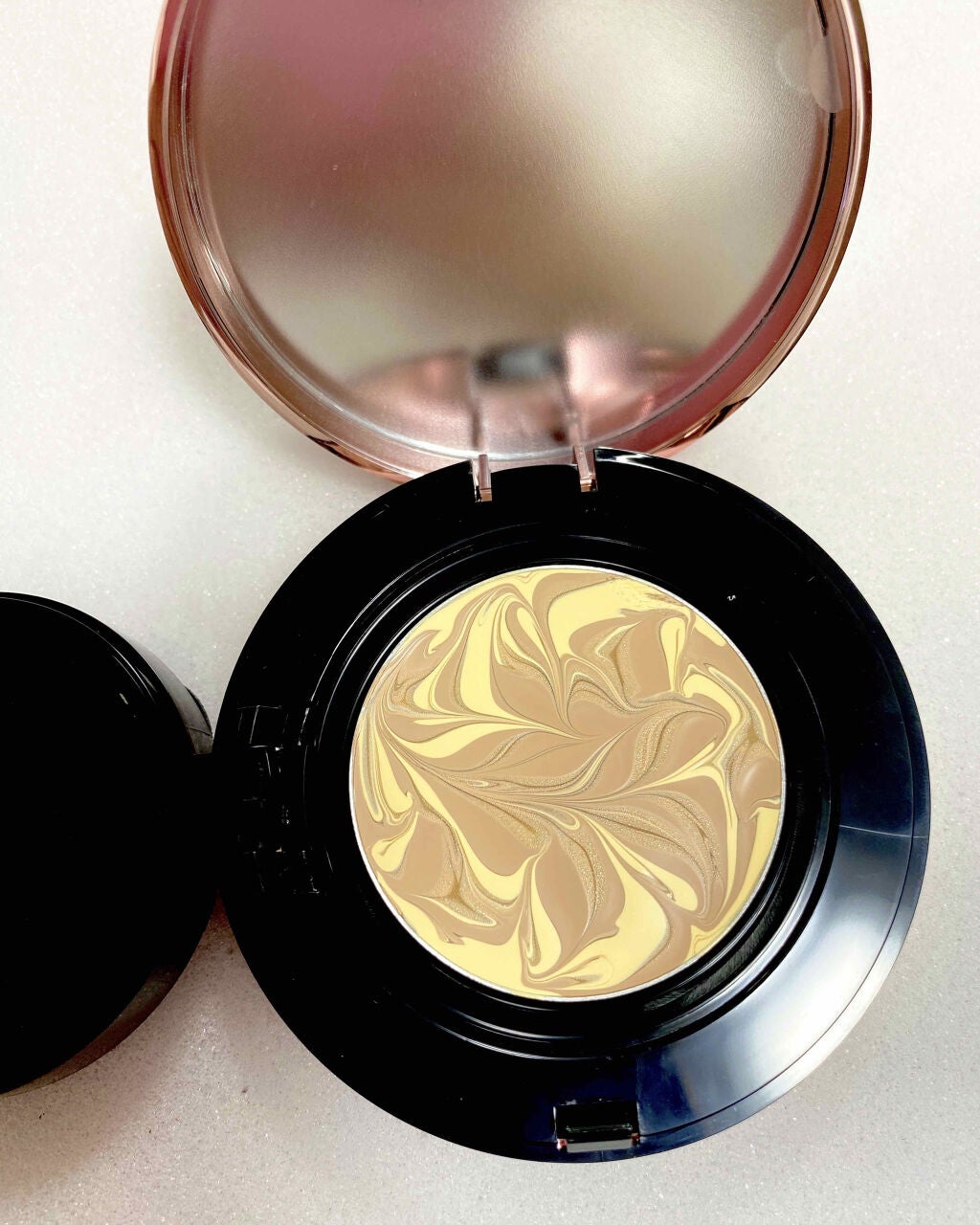 プログロス コラーゲンパクト/VT/クリーム・エマルジョンファンデーションを使ったクチコミ(4枚目)