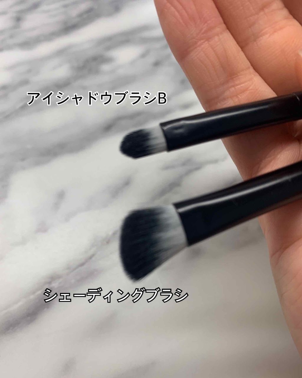 UR GLAM EYESHADOW BRUSH B/U R GLAM/メイクブラシを使ったクチコミ(2枚目)